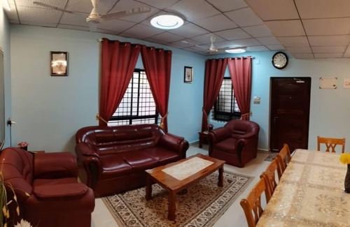 Udupi House | 300 m² House ∙ 7 bedrooms ∙ 35 guests