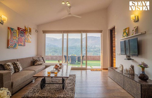 Bhimtal Villa | 325 m² Villa ∙ 3 bedrooms ∙ 6 guests