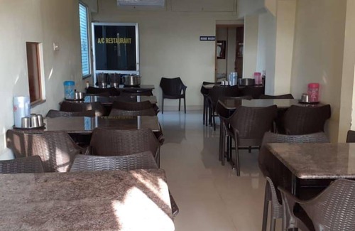 Kalapet Resort | 350 m² Resort ∙ 10 guests