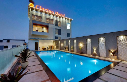 Yelahanka Hotel | 37 m² Hotel ∙ 127 guests