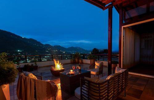 Bhimtal House | 409 m² House ∙ 6 bedrooms ∙ 16 guests