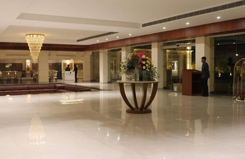 Cooch Behar Hotel | 420 m² Hotel ∙ 3 guests