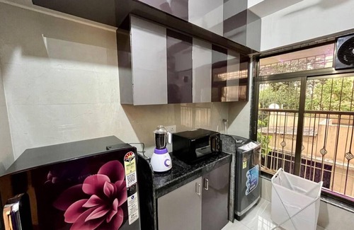 Kandivali East Apartment | 450 m² Apartment ∙ 1 bedroom ∙ 4 guests