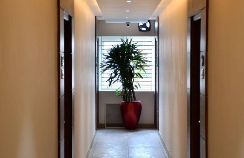 Erode Hotel | 450 m² Hotel ∙ 5 guests