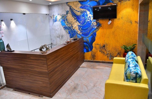 Erode Hotel | 450 m² Hotel ∙ 5 guests