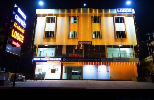 Udupi House | 450 m² Motel ∙ 6 guests