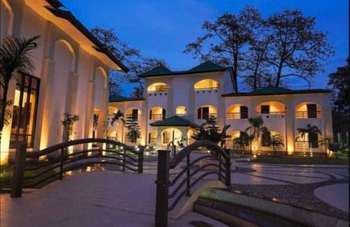 Alipurduar Resort | 450 m² Resort ∙ 2 guests