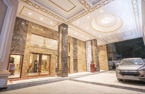 Vadapalani Hotel | 47 m² Hotel ∙ 127 guests