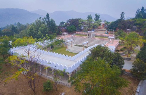 Coimbatore Resort | 480 m² Resort ∙ 3 guests