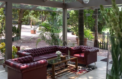 Khalapur Resort | 50 m² Resort ∙ 3 guests