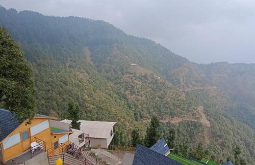 Dhanaulti Hotel | 600 m² Hotel ∙ 3 guests