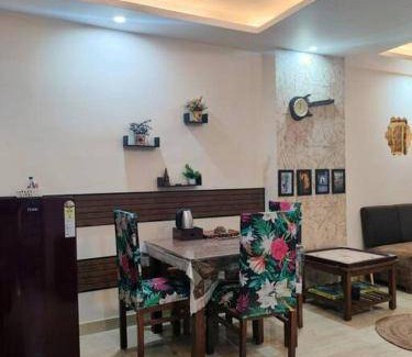 Tapovan Apartment | 70 m² Apartment ∙ 5 guests