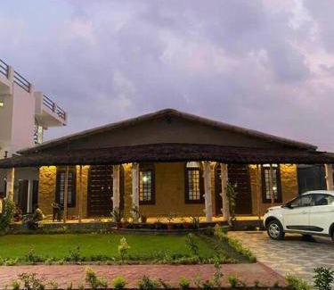 Haldwani House | 838 m² House ∙ 4 bedrooms ∙ 8 guests