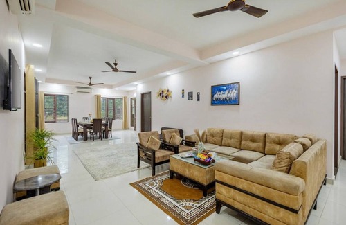Taoru House | 929 m² House ∙ 5 bedrooms ∙ 15 guests