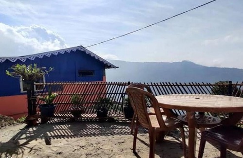 Lebong and Mineral Spring Tea Garden House | Ahans Homestay by StayApart