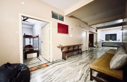 Siliguri Hostel | Backpackers Bunkhouse Siliguri