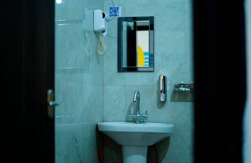 Tapovan Hostel | Blue River Hostel
