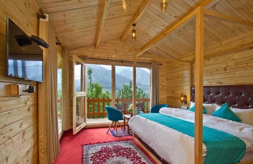 Old Manali Hostel | Bonfire RishApple