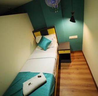 Marol Hostel | CABIN STAY-SOCIAL HUBZ