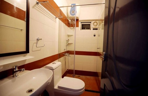 Kodaikanal Hotel | Cherry Blossom Homestay