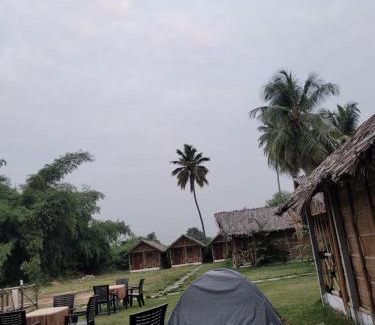 Kamalapur House | coconut tree guest house
