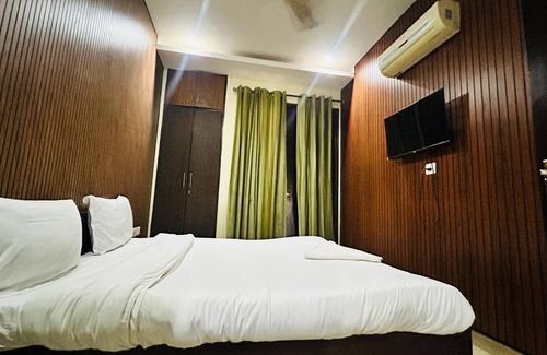 Sector 39 Hotel | Corporate Stayz