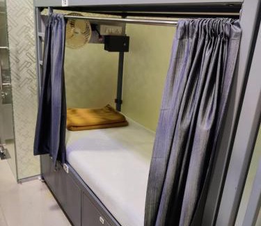 Goregaon West Hostel | Ekta Dormitory AC Premium
