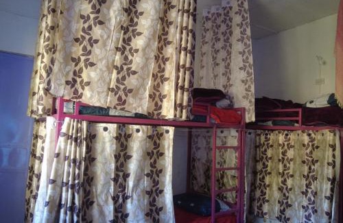 Kaul Hostel | En Route Hostel Mukteshwar