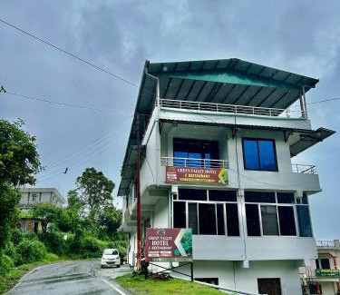 Lansdowne Hotel | Green Valley Hotel