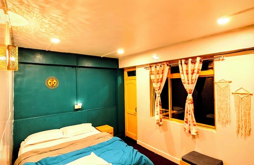Darjeeling Hostel | Hidden Monkey Backpackers, Darjeeling