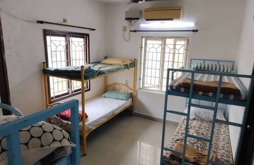 Koyambedu Hostel | Hostel ∙ 8 guests
