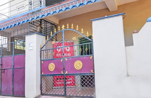 Matheran Hotel | Hotel ∙ 3 guests