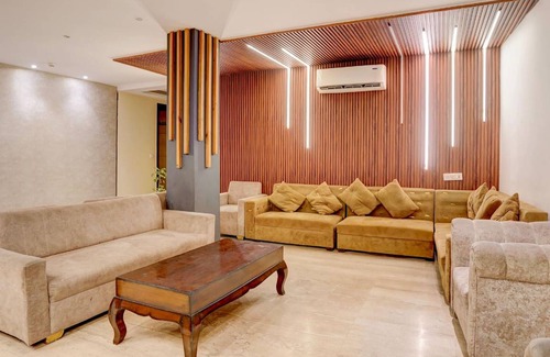 Mahipalpur Hotel | Hotel ∙ 3 guests