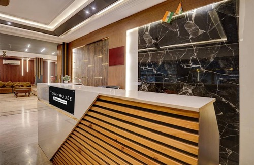 Mahipalpur Hotel | Hotel ∙ 3 guests