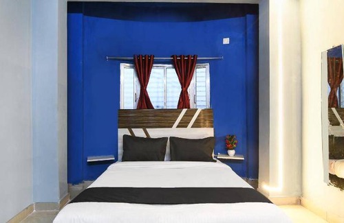 Howrah Hotel | Hotel ∙ 3 guests