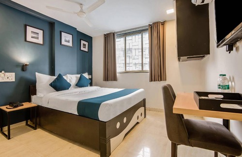 Kharghar Hotel | Hotel ∙ 3 guests