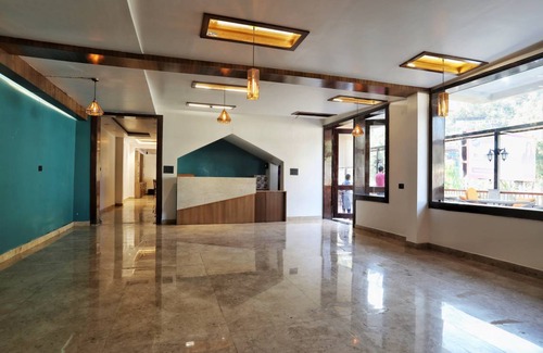 Bhowali Hotel | Hotel ∙ 8 guests
