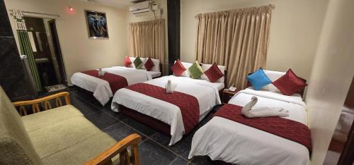 Srikalahasti Hotel | Hotel KCR Grand