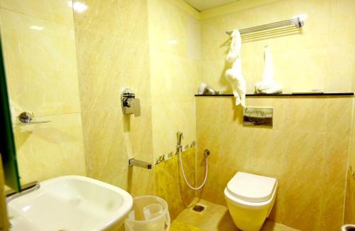 Pallavaram Hotel | HOTEL KEK GRAND PARK