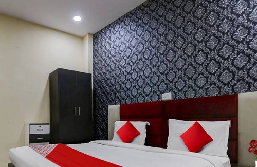 Janakpuri Hotel | Hotel Orchid Inn