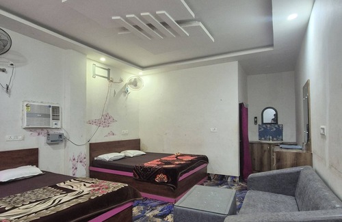 Deoghar Hotel | Hotel Parinay Vatika Deoghar