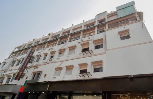 Dharmatala Hotel | Hotel ∙ 2 guests