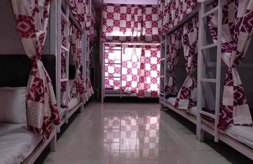 Mumbai Hostel | Indian Drom Hostel-PG