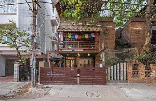 Hoysala Nagar Hostel | Jugglers Rest Boho Style 4 Bedrooms Spacez Luxury Villa