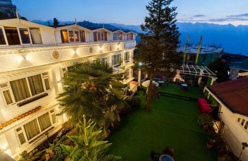 Darjeeling Hotel | Little Tibet Resort Mall Road