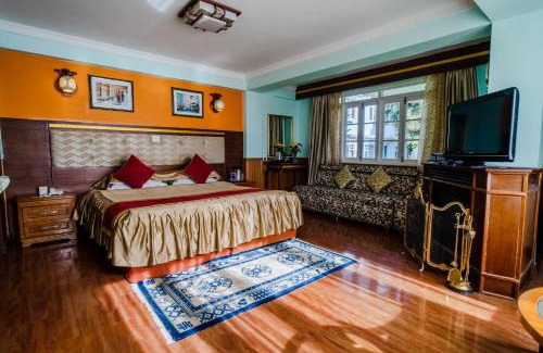 Darjeeling Hotel | Little Tibet Resort Mall Road