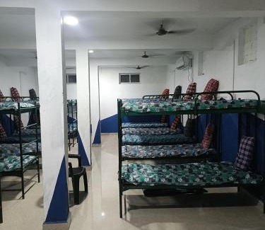 Chennai Hostel | Mens3 Paradise PG for MENS