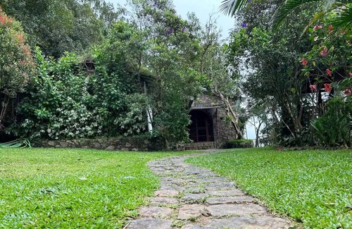 Vagamon Cottage | Mountain Villa - Stone Cottage