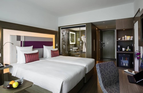 Navalur Hotel | Novotel Chennai Sipcot