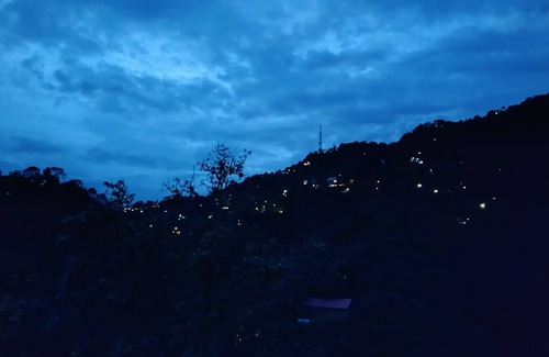 Landour House | Oakwood 301 - Elegant Private Room With Balcony at Landour, Mussoorie